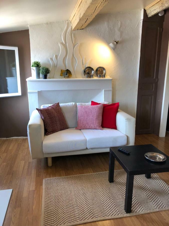 Ferienwohnung Sous Le Toit Pres De La Cathedrale St.Pierre Montpellier Exterior foto